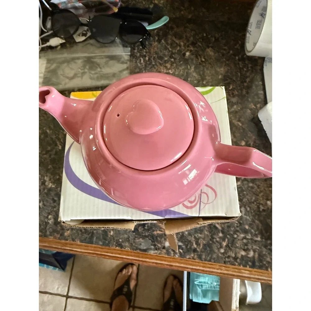 Mary Kay Pink Ceramic Teapot Heart Spout and Lid Knob‎ Collector Item
